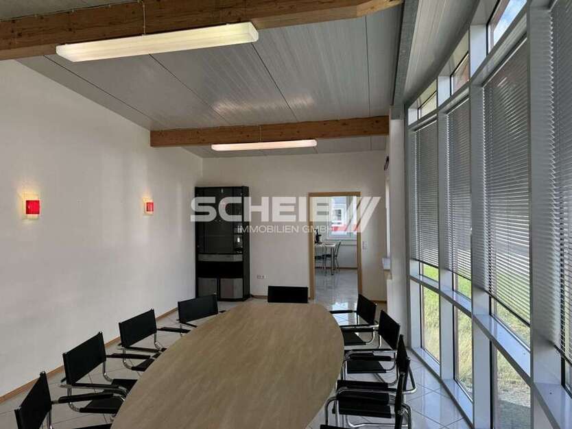 Büro in Schöntal 1.528,80 € 208 m²