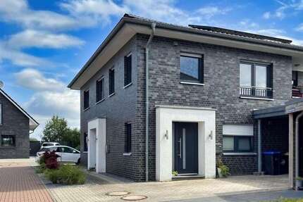 Haus Rosendahl - 8 Zimmer, 208 m&sup2;, 580.000&euro; | Angebot:21720758