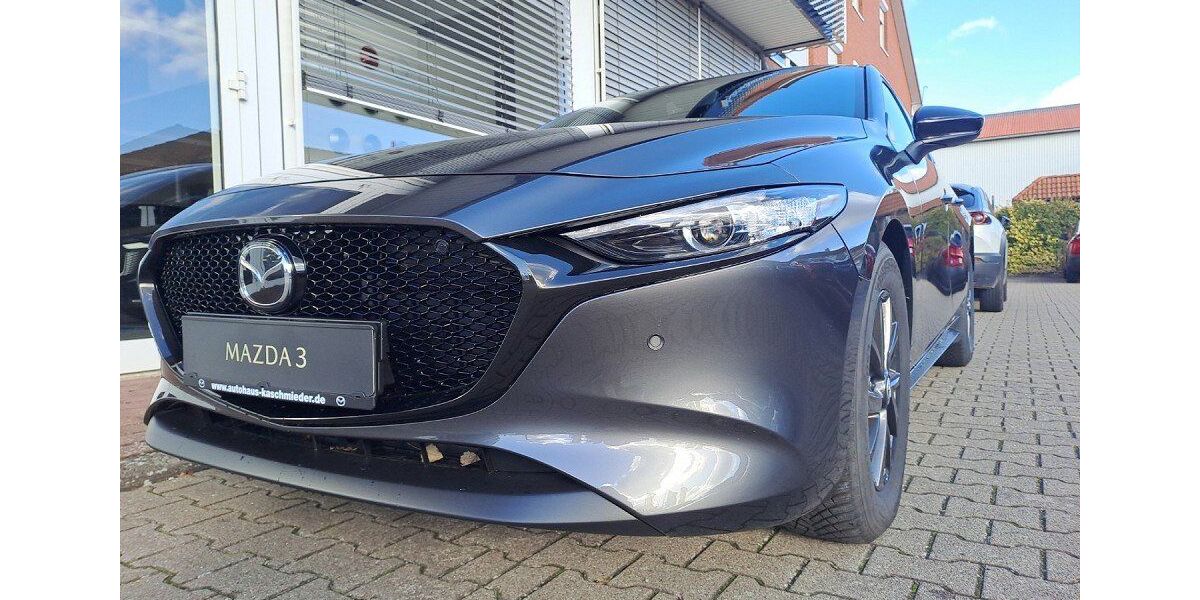 Mazda 3 1.784 km 25.990 &euro; Waren 17192