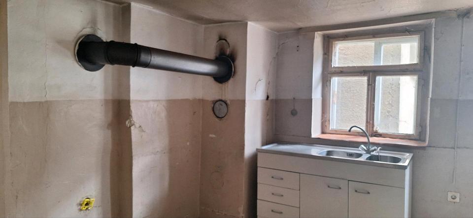 Reihenhaus Böttingen - 6 Zimmer, 160 m&sup2;, 65.000&euro; | Angebot:27112306