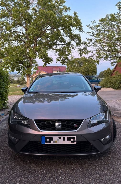 Seat Leon 165.000 km 11.000 € Markdorf 88677