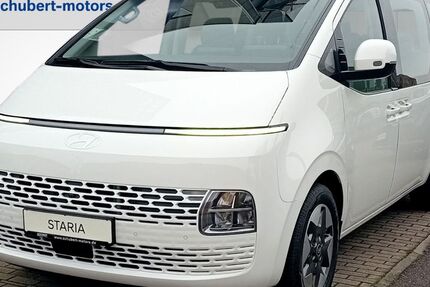 Hyundai STARIA 12.950 km 41.490 &euro; Magdeburg 39108