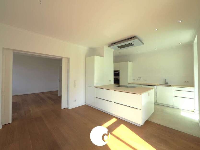 Wohnung zum Mieten in Stuttgart 1.350 € 77 m²