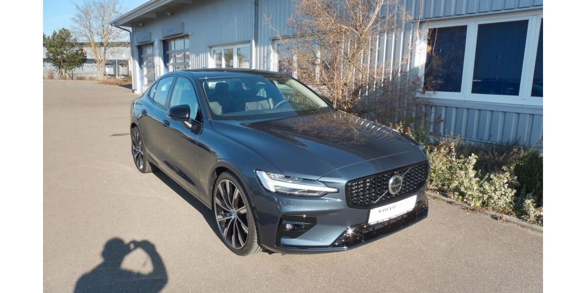 Volvo S60 19.800 km 39.100 € Deißlingen 78652