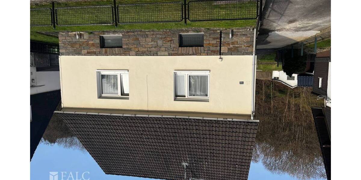 Einfamilienhaus Bergneustadt Wiedenest - 8 Zimmer, 112 m&sup2;, 269.000&euro; | Angebot:26826007