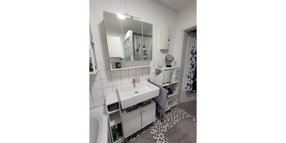 Etagenwohnung Siegen - 3 Zimmer, 100 m&sup2;, 850&euro; | Angebot:26349076