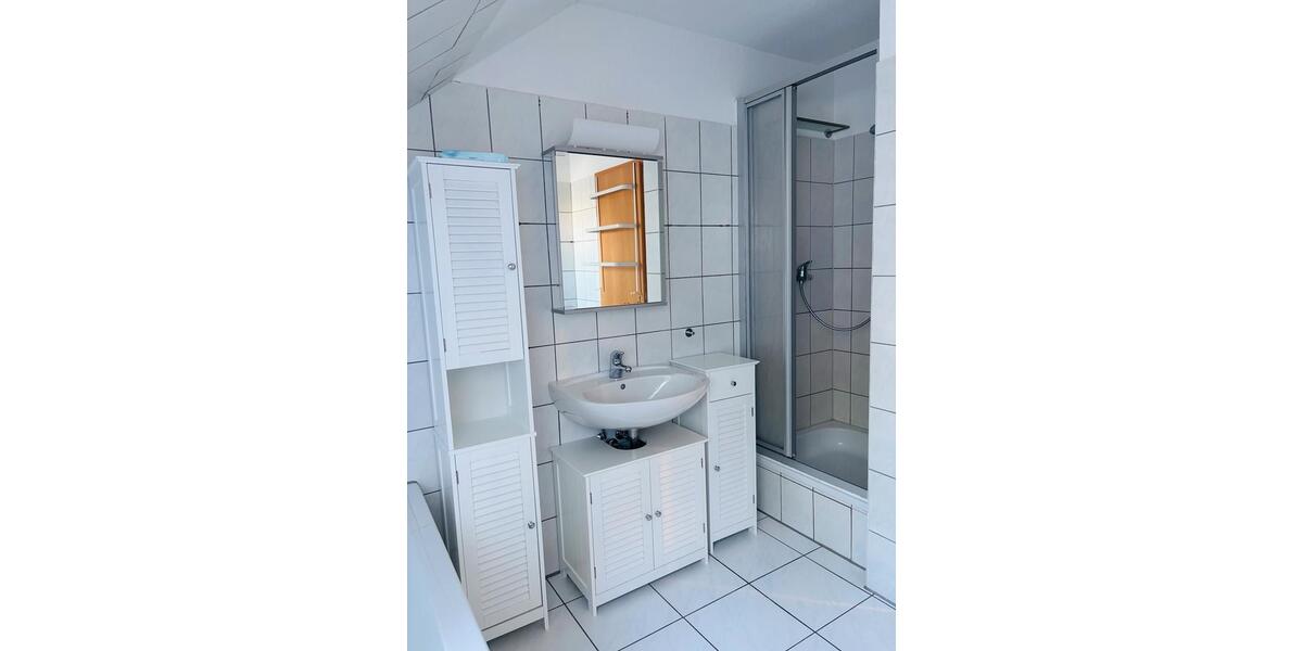 Dachgeschoßwohnung Braunschweig Wabe-Schunter-Beberbach - 2 Zimmer, 57 m&sup2;, 175.000&euro; | Angebot:27118089
