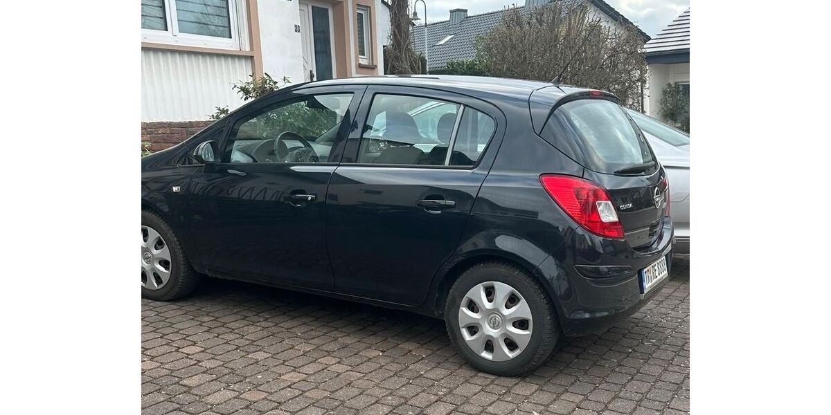 Opel Corsa 83.950 km 4.630 &euro; Konz 54329
