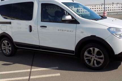 Dacia Dokker 64.900 km 10.699 &euro; Berlin 13435
