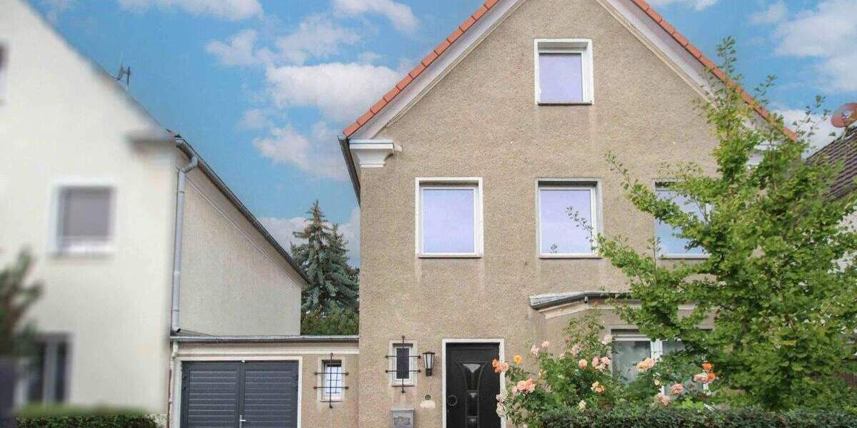 Zögern Sie nicht: Umfassend renoviertes Einfamilienhaus samt Garten, Garage und 2 Freistellplätzen 5 zimmer