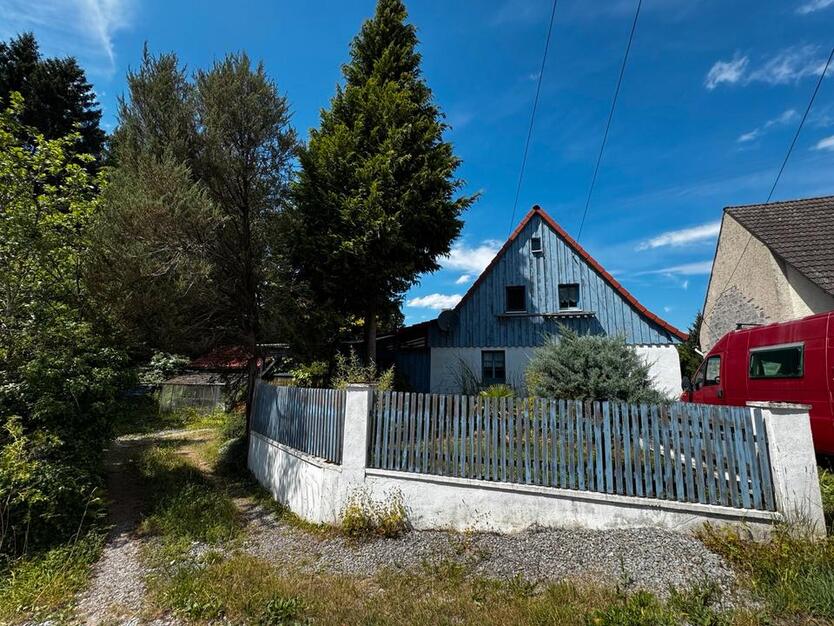 Aussiedlerhof Reithof Bauernhof mit eignem Wald und Bachlauf