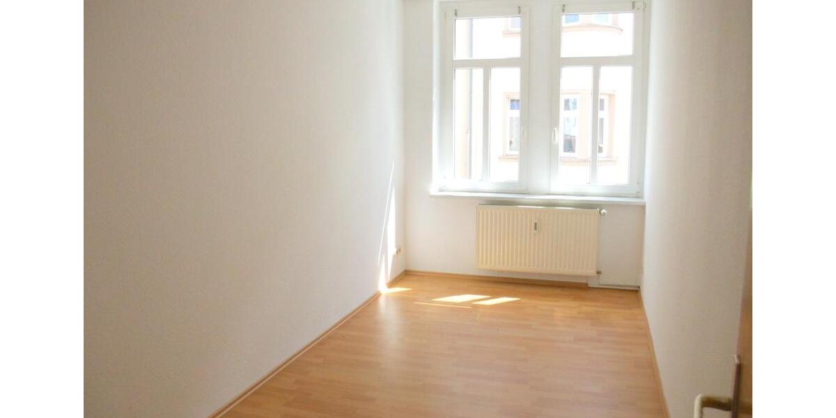 Etagenwohnung Lichtenstein (Sachsen) - 2 Zimmer, 40 m&sup2;, 210&euro; | Angebot:25889899