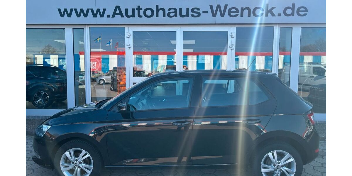 Skoda Fabia 44.340 km 12.470 &euro; Winsen (Luhe) 21423