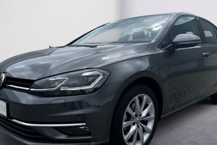 VW Golf 33.688 km 20.980 &euro; Bad Soden 65812