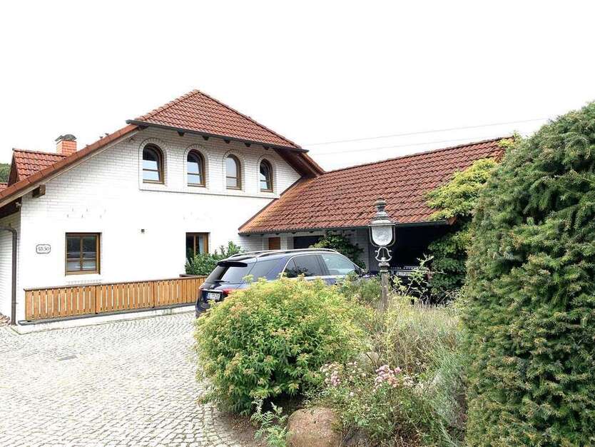 Haus zum Kaufen in Kellinghusen 599.000 € 323 m²