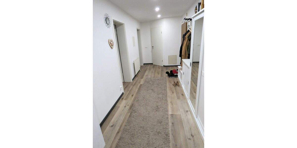 Etagenwohnung Lauda-Königshofen Lauda - 5 Zimmer, 130 m&sup2;, 368.000&euro; | Angebot:25670319