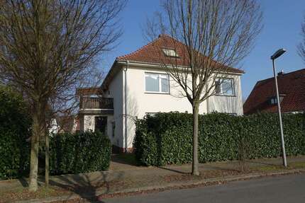 Haus zum Kaufen in Diepholz 319.000 € 238 m² 9 zimmer