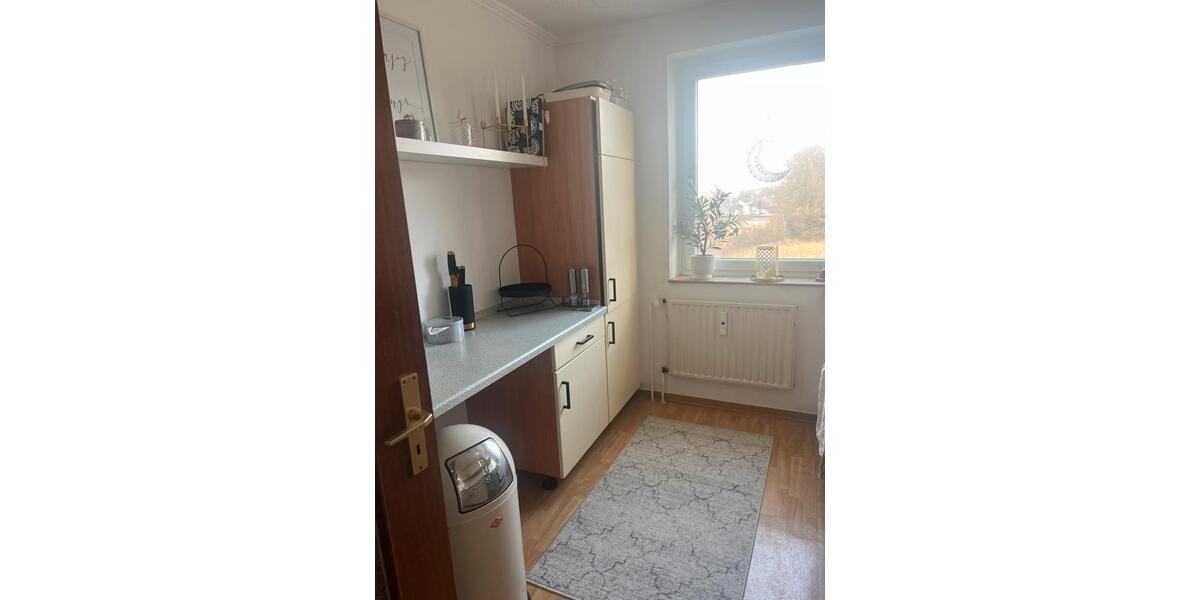 Etagenwohnung Preetz - 4 Zimmer, 96 m&sup2;, 1.300&euro; | Angebot:25381381