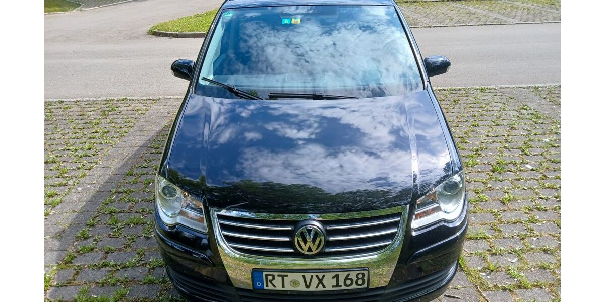 VW Touran 219.000 km 1.400 &euro; Metzingen 72555
