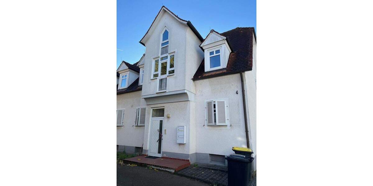 Zweifamilienhaus in 64521 Groß-Gerau Wallerstäden mit Garten 8 zimmer