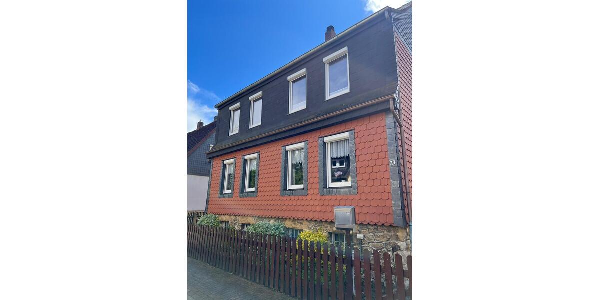 Einfamilienhaus Bad Harzburg - 9 Zimmer, 180 m&sup2;, 280.000&euro; | Angebot:26839185