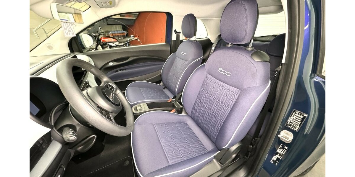 Fiat 500e Action CarPlay Android Automatik 1.Hand 18.400 km 13.490 &euro; Lich 35423