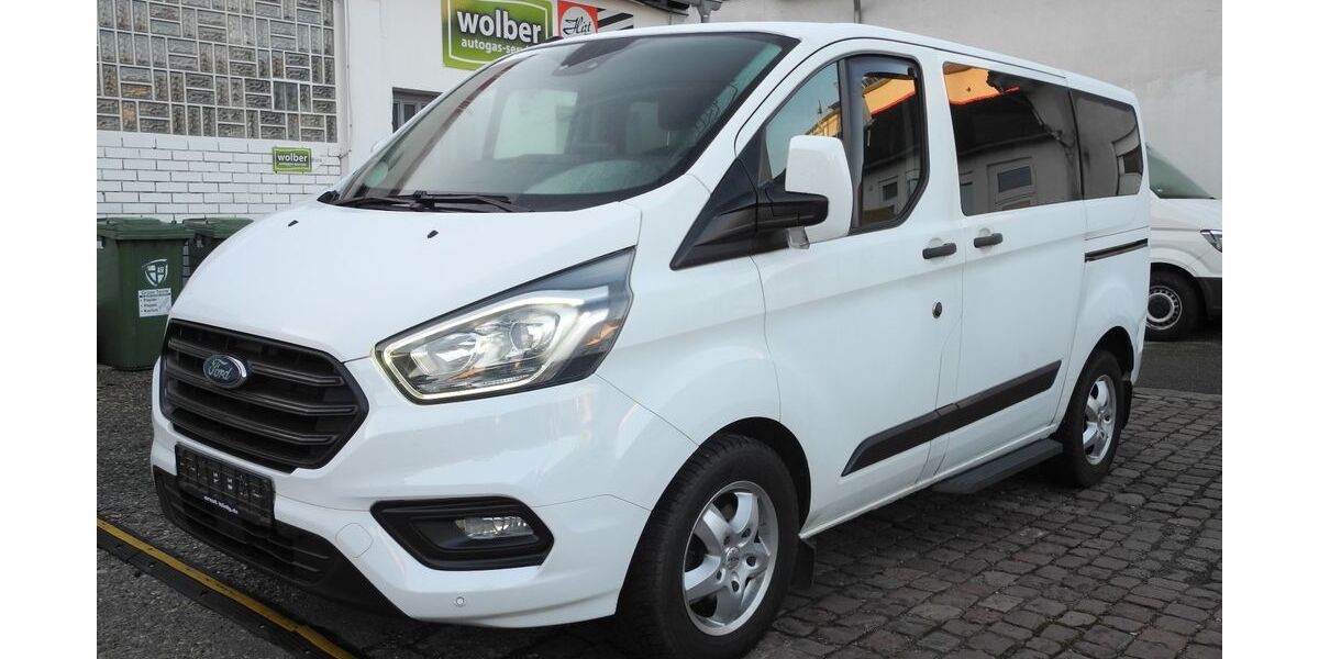 Ford Transit Custom 214.500 km 10.990 &euro; Freiburg 79110