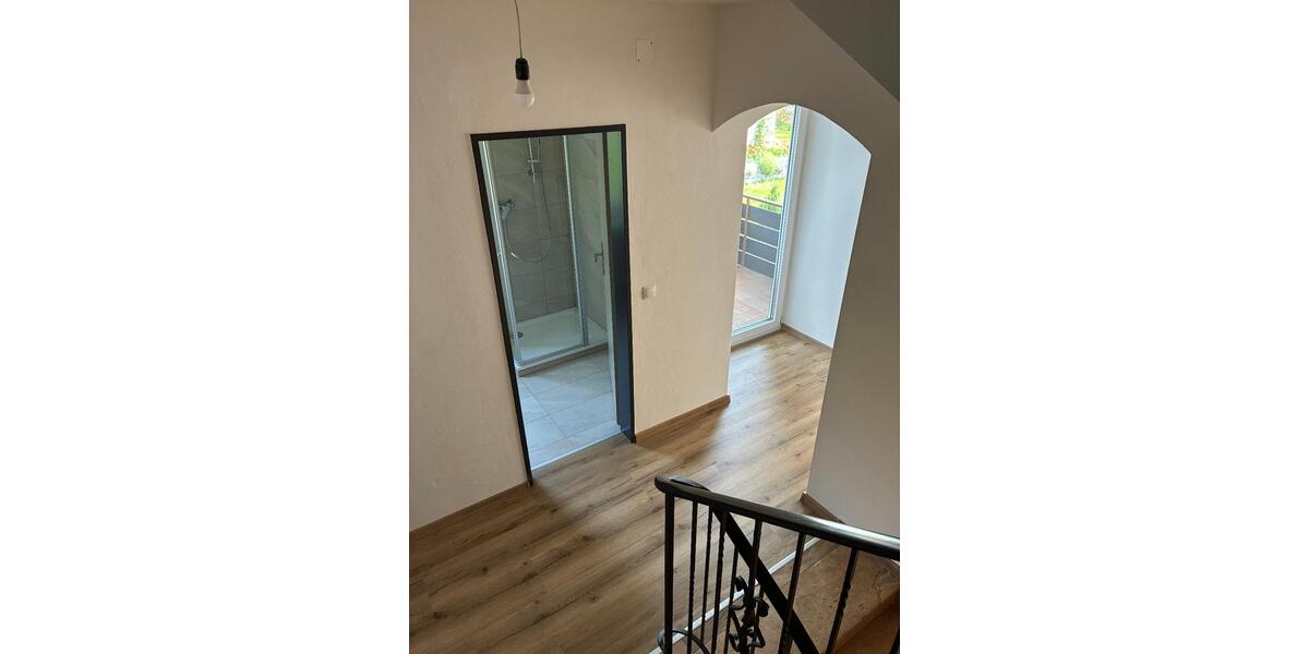 Doppelhaushälfte Kumhausen - 5 Zimmer, 165 m&sup2;, 1.900&euro; | Angebot:26162310