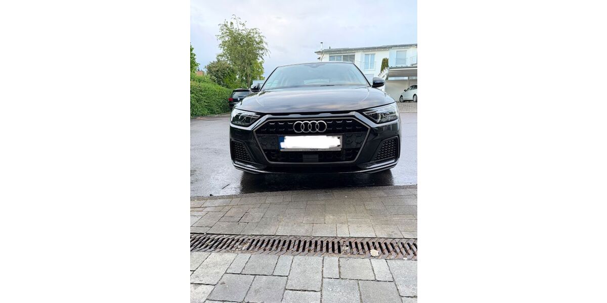Audi A1 35.045 km 22.999 &euro; Müllheim 79379