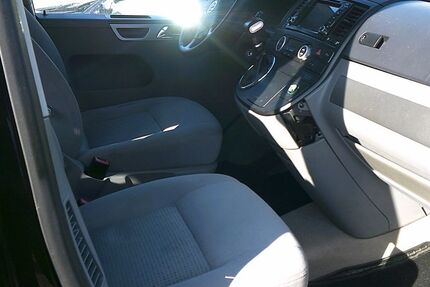 VW T5 Transporter 278.800 km 7.700 &euro; Grevenbroich 41516