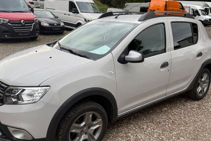 Dacia Sandero 81.000 km 7.021 € Sangerhausen 06526