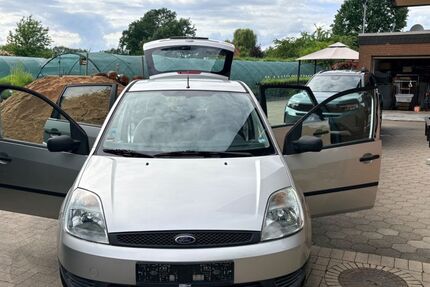 Ford Fiesta 80.000 km 3.000 &euro; Rietberg 33397