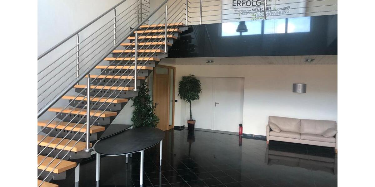 LUXE BURORAEUME ZU VERMIETEN, MIT GEMEINSCHAFTSKUECHE UND TOILETT zimmer