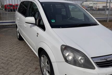 Opel Zafira 221.200 km 3.850 &euro; braunschweig 38120