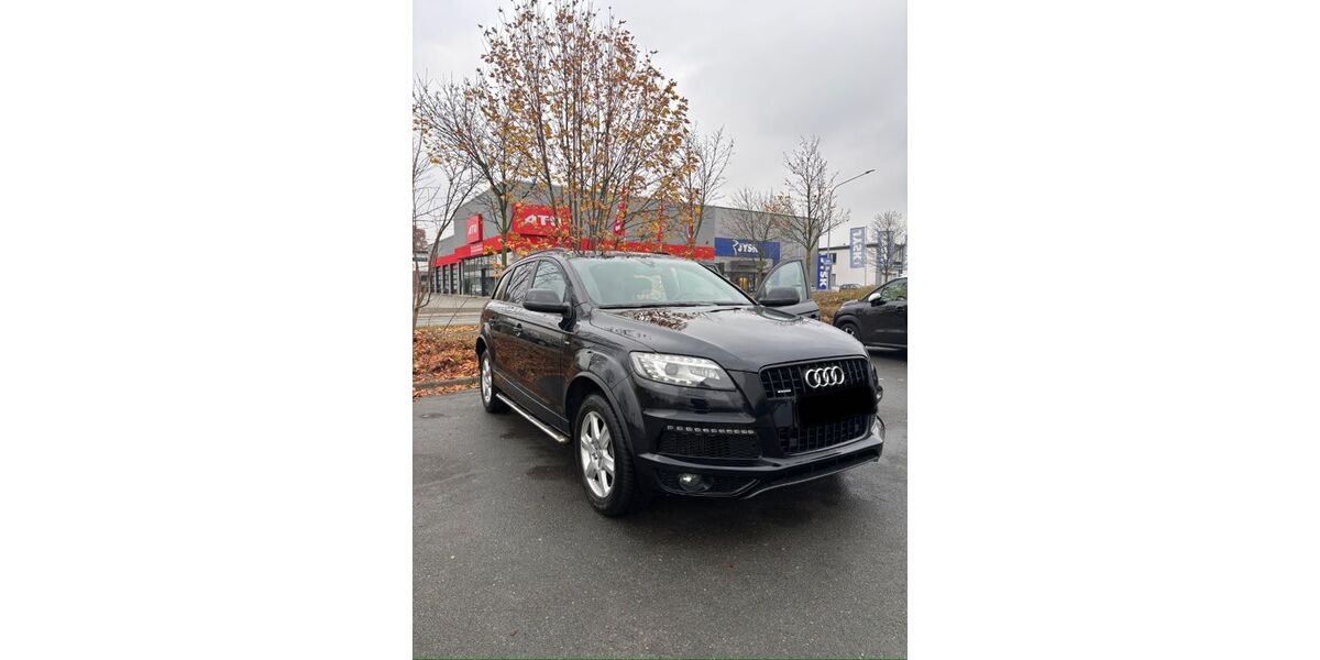 Audi Q7 208.000 km 17.500 &euro; Augustdorf 32832
