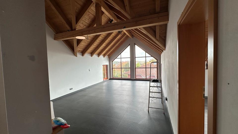 Etagenwohnung Güntersleben - 3.5 Zimmer, 100 m&sup2;, 1.000&euro; | Angebot:25291017