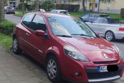 Renault Clio 155.500 km 2.300 &euro; Aachen 52068