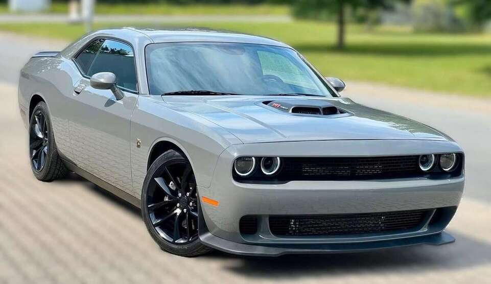 Dodge Challenger 93.000 km 41.980 € Otzberg 64853