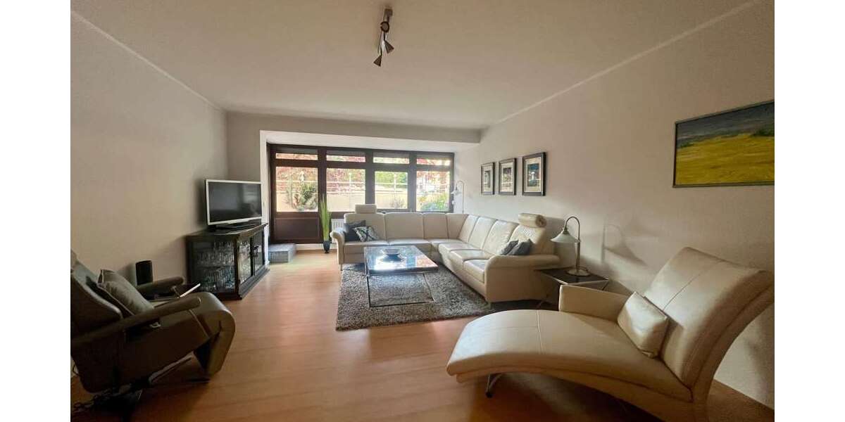 Etagenwohnung Remagen - 4 Zimmer, 112 m&sup2;, 299.000&euro; | Angebot:26398695