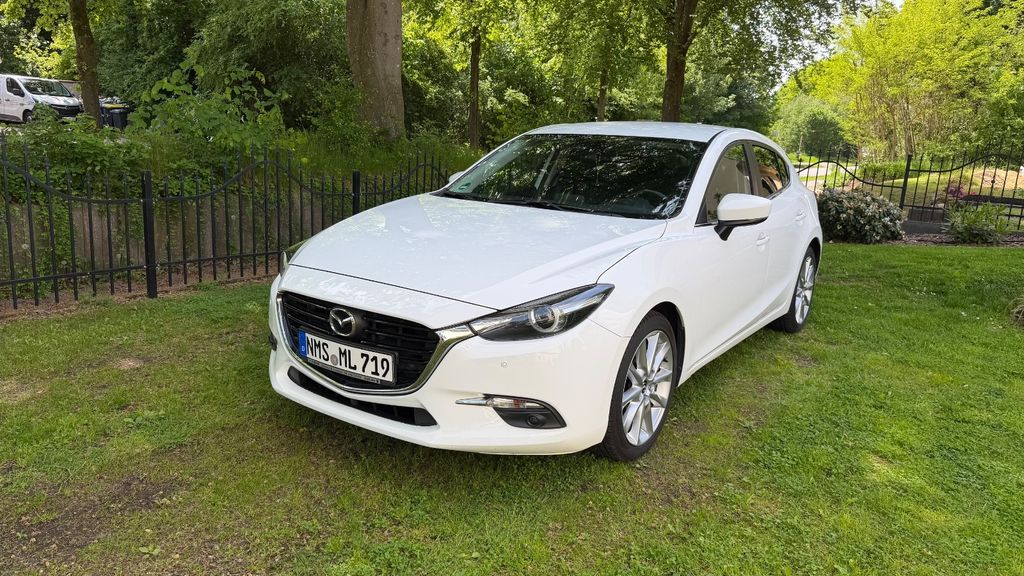 Mazda 3 150.000 km 13.800 &euro; Neumünster 24537
