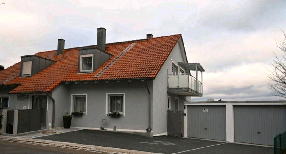 Dachgeschoßwohnung Kösching - 3 Zimmer, 60 m&sup2;, 850&euro; | Angebot:26582312