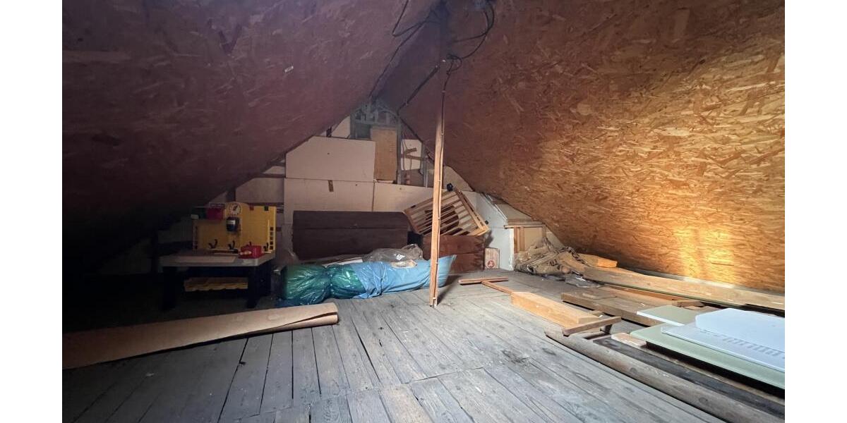 Ihre Chance in Weida – Mehrfamilienhaus in zentraler Lage mit Entwicklungspotenzial! *provisionsfrei - Mehrfamilienhaus, Wohnhaus Weida Liebsdorf | Angebot:27212503