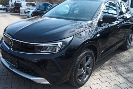 Opel Grandland (X) 34.600 km 16.500 &euro; Aiterhofen bei Straubing 94330