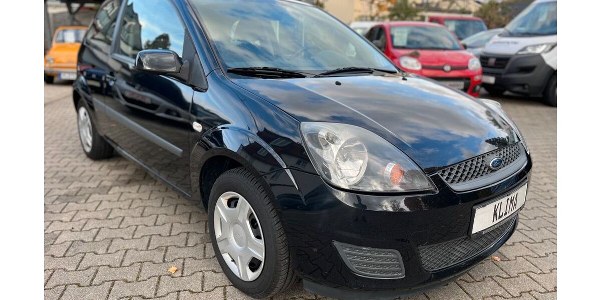 Ford Fiesta 100.000 km 2.990 € München 81825