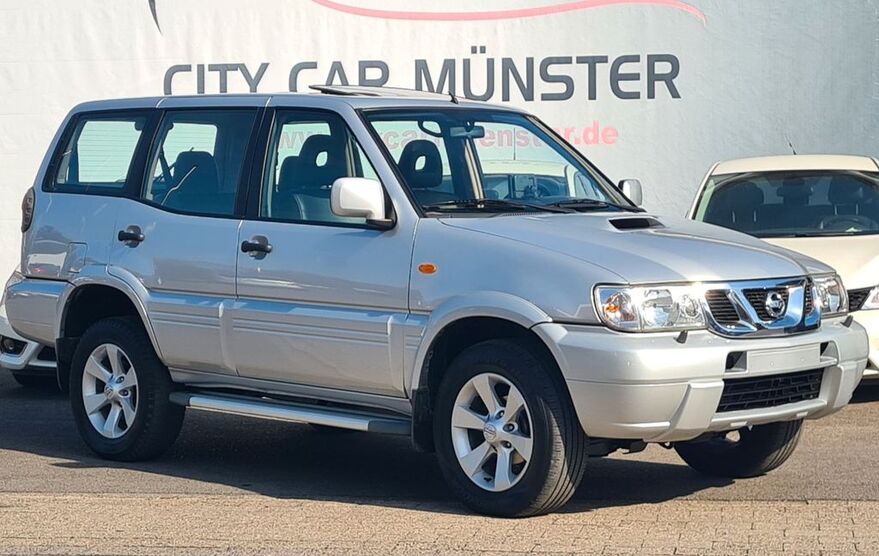 Nissan Terrano 76.753 km 17.990 € Münster 48165