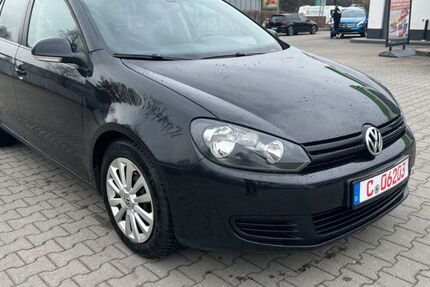 VW Golf 239.000 km 2.990 &euro; Chemnitz 09114