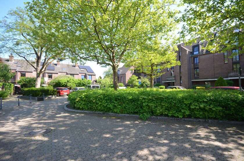 Wohnung zum Kaufen in Düsseldorf 278.000 € 67 m²