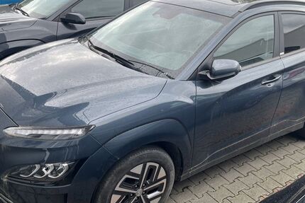 Hyundai KONA 53.211 km 18.400 &euro; Bonn 53227