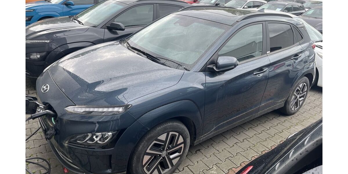 Hyundai KONA 53.211 km 18.400 &euro; Bonn 53227