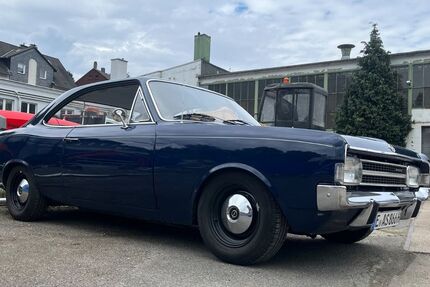 Opel Rekord 88.888 km 11.900 &euro; Essen 45289